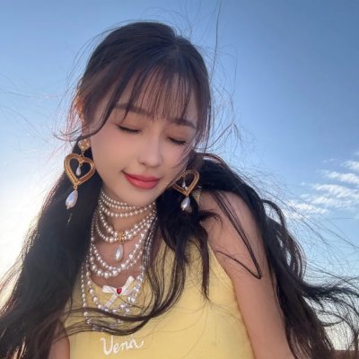 乘风而上的她